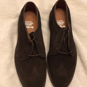 Allen Edmonds - Brooks Brothers Suede Wingtips 10D